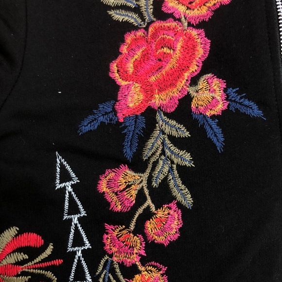 Dor Dor Couture Floral Embroidered Hoodie Small S - Picture 2 of 8